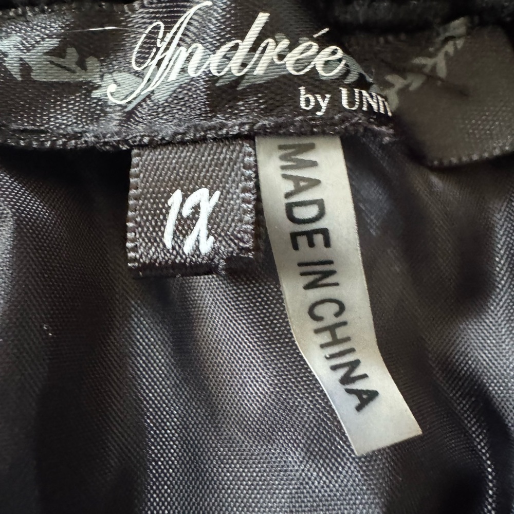 ANDREE BY UNIT Black and Pink A-Line Skirt, 1X - Picture 3 of 4